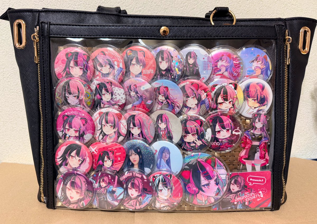 痛バ部門】 全部違う種類で組んでみました 缶バッジの種類もたくさん