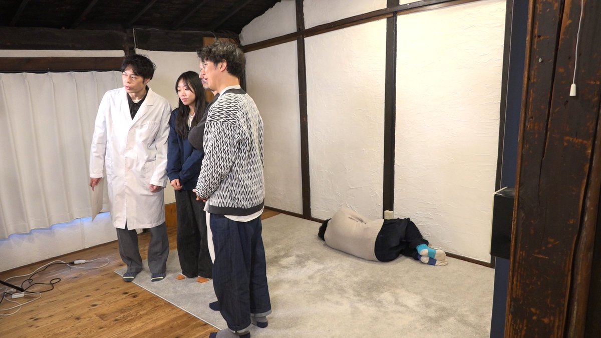 永野さんで遊んでたら壊しちゃった。（小林）