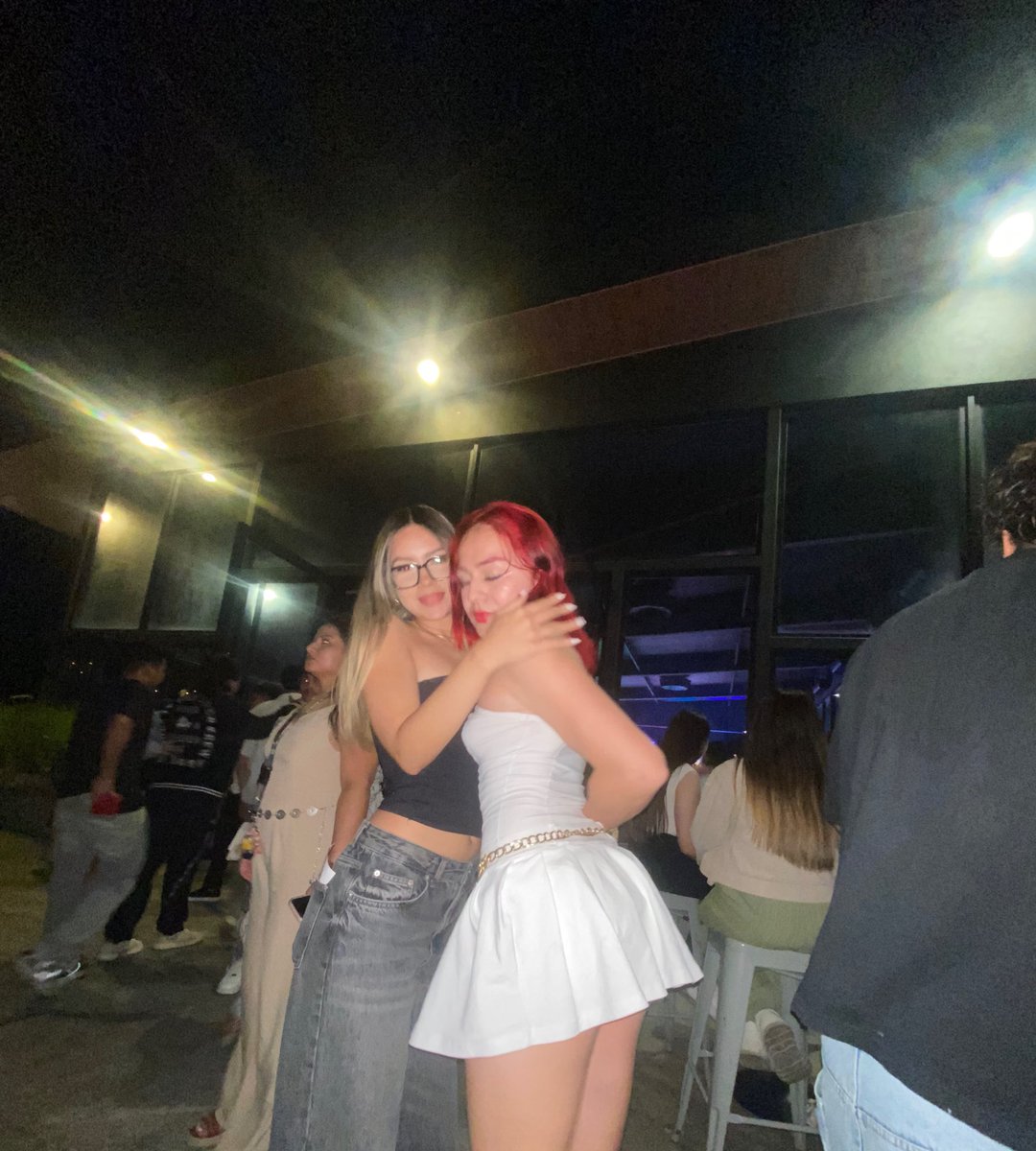 _roldannn's tweet photo. Adoro a mís amigas https://t.co/DDP9p22VY1