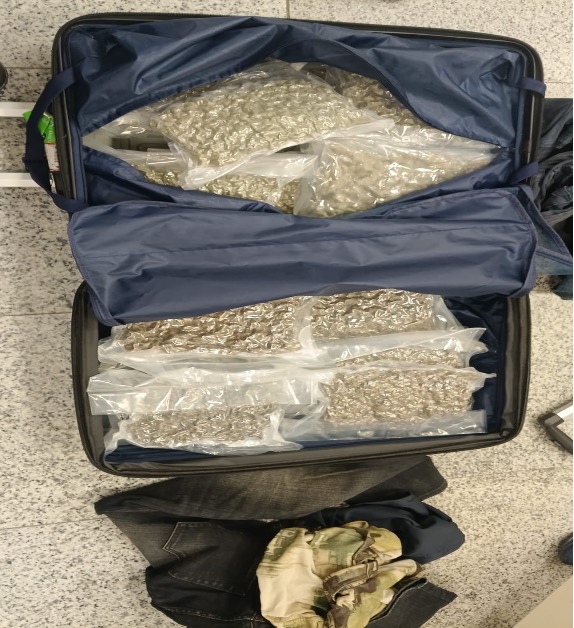 Hyderabad Customs tweet media