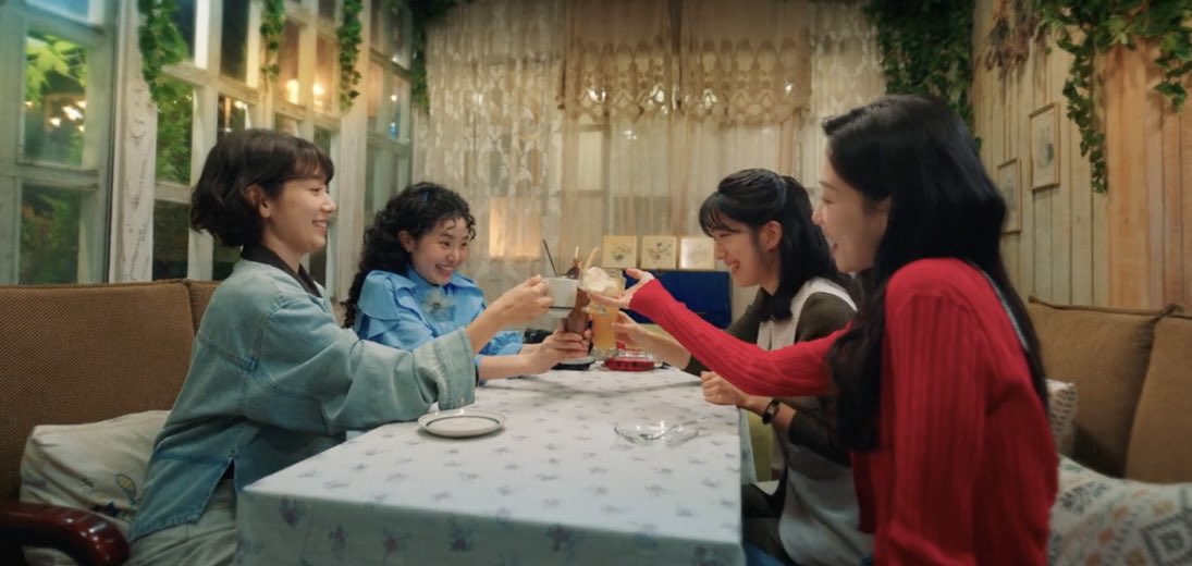 thskeeta's tweet photo. undercover miss hong ending on international women’s day just made it even better 💖 #UndercoverMissHongEp16 https://t.co/ScCoUNB16t