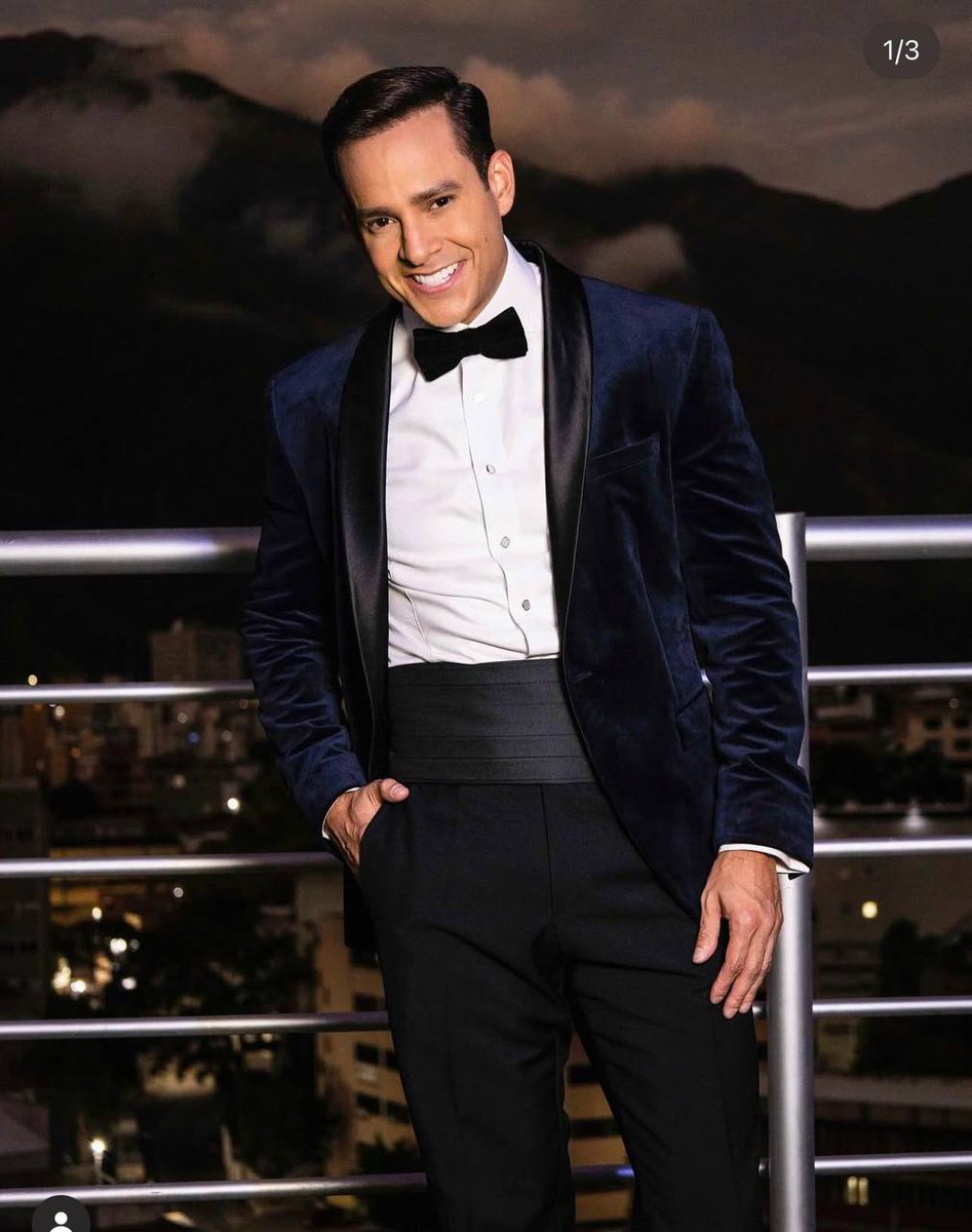 El animador José Andrés padrón solo en nuestro canal vip 

t.me/+wETeFG9YFF0xY…