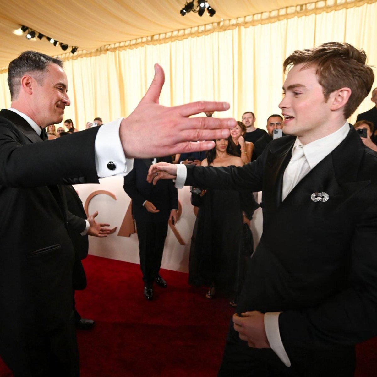 kit connor updates tweet media