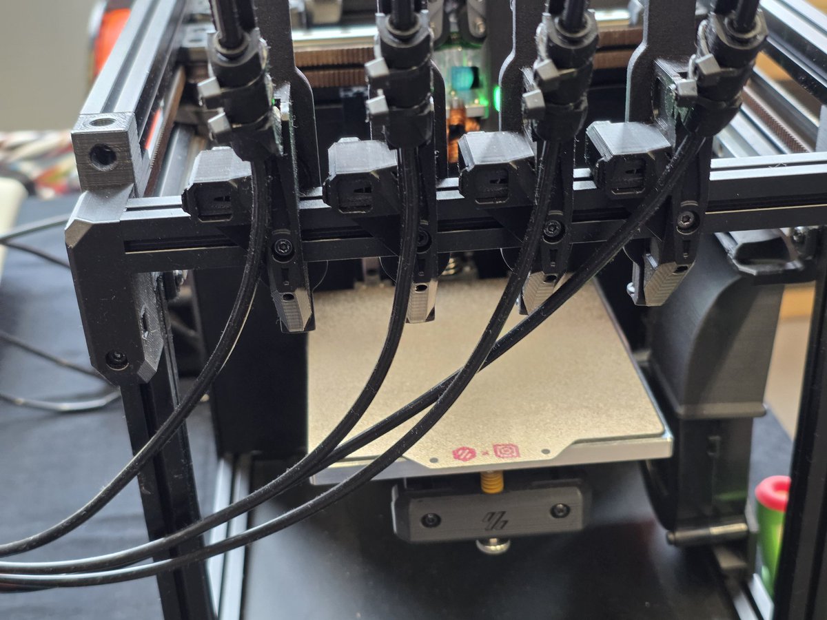 The 3D printing belgian #FreeThe3DPGeneral tweet media