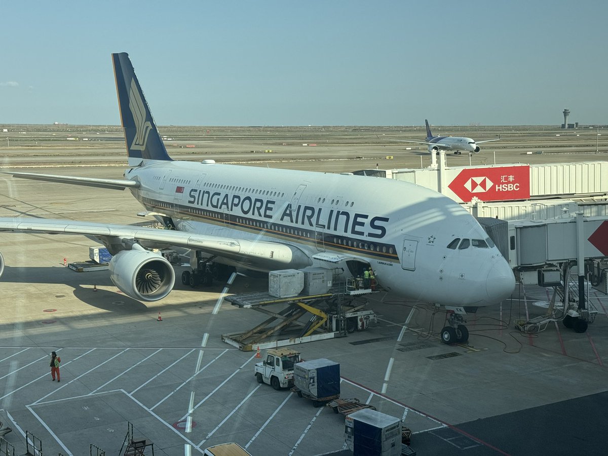 88888Human tweet media