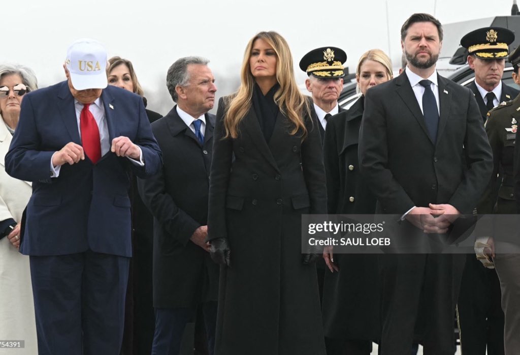 aintscarylarry's tweet photo. trump wore a baseball cap to the dignified transfer of bodies of soldiers who he killed by starting a war with Iran to distract from the fact that he is a child-raping pedophile &amp; he didn’t even bother to pay any fucking attention to what was going on. How can anyone defend this? https://t.co/RQBMPn29bF