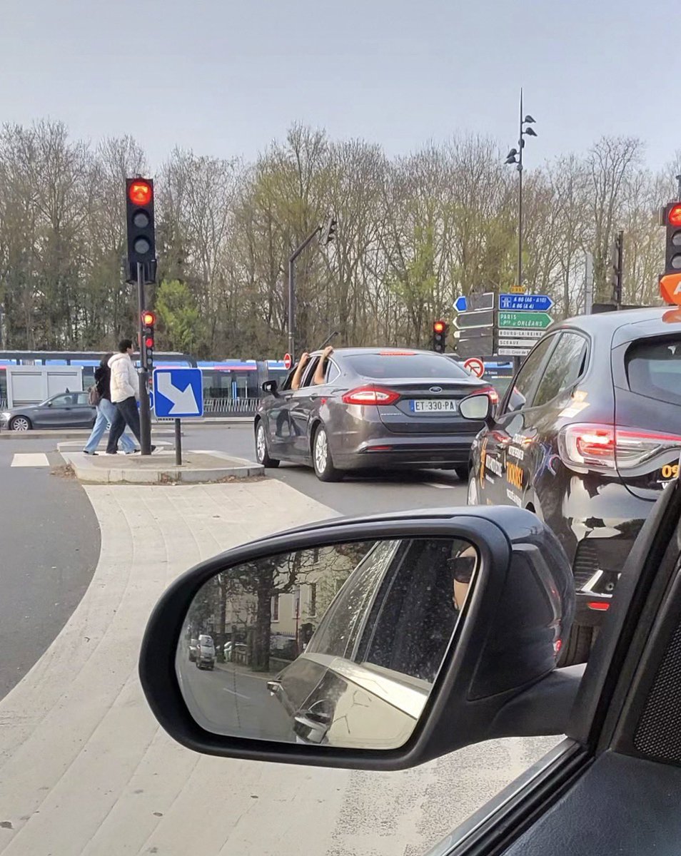 chaoui🇩🇿 tweet media