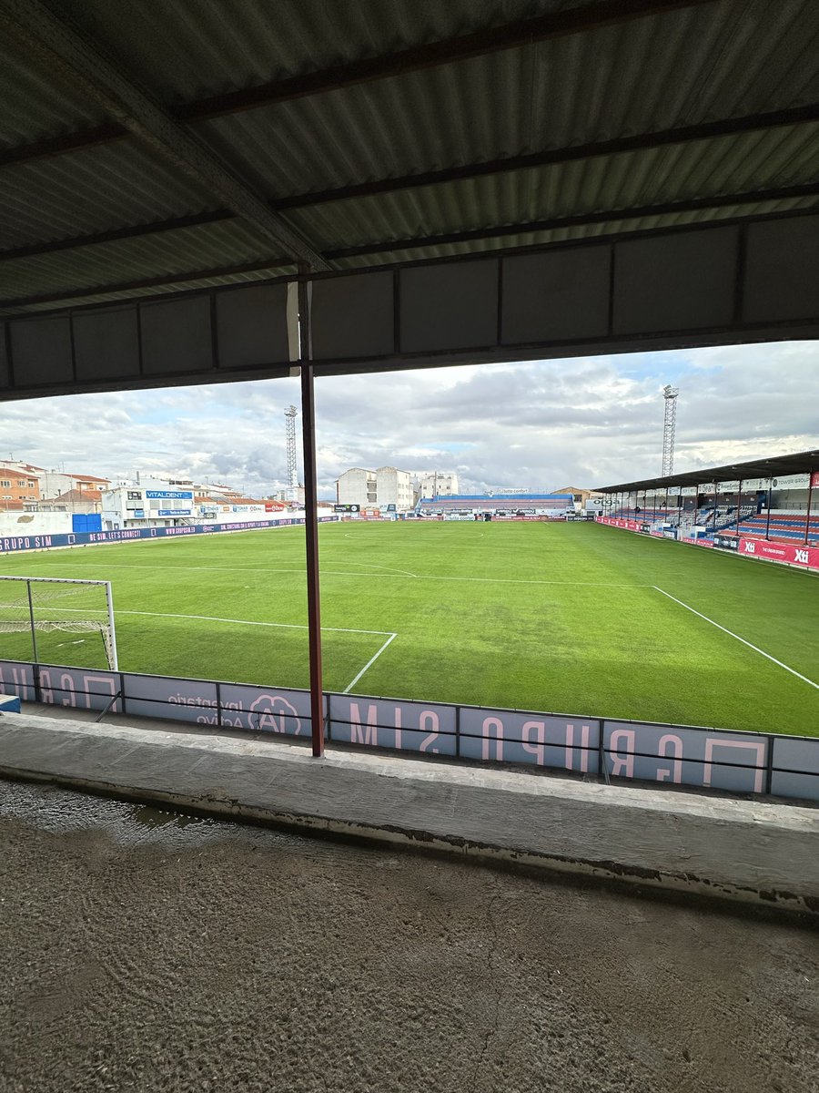 Datucam_'s tweet photo. 📍Estadio La Constitución, Yecla

@Yeclano_dptvo 🆚 @UCAMMurciaCF https://t.co/OkzI09fUWi