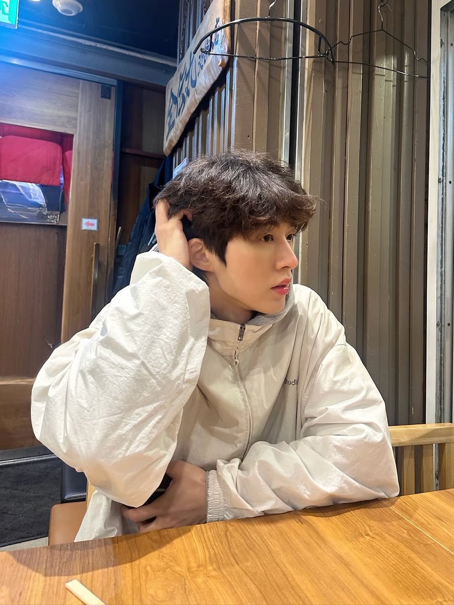 khbsource's tweet photo. 260308 shxxbi131 ig update (2/2) https://t.co/rnwM49CIEf