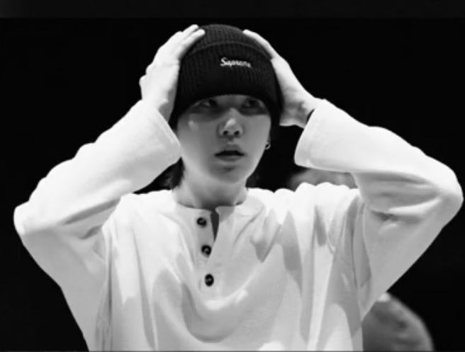 sounditsuga's tweet photo. sto lat misiu https://t.co/nCVUyHcTGf