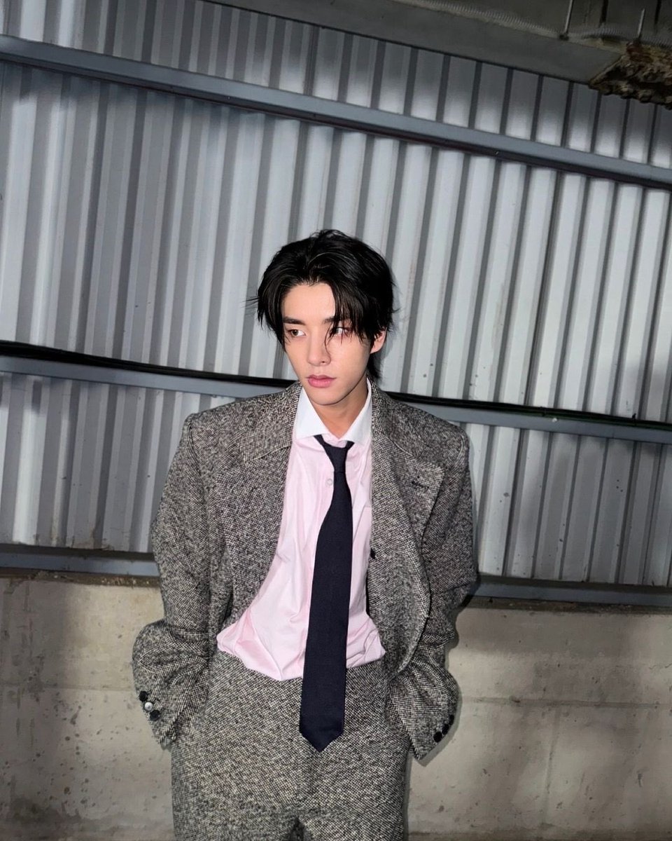 jakesonlywifey's tweet photo. Jakehoon with my traditional fit
#ENSD #ENGENESelcaDay #JAKE #ENHYPEN_JAKE #SUNGHOON #ENHYPEN_SUNGHOON #ENHYPEN #SIMJAKE https://t.co/JERdQdZKJS