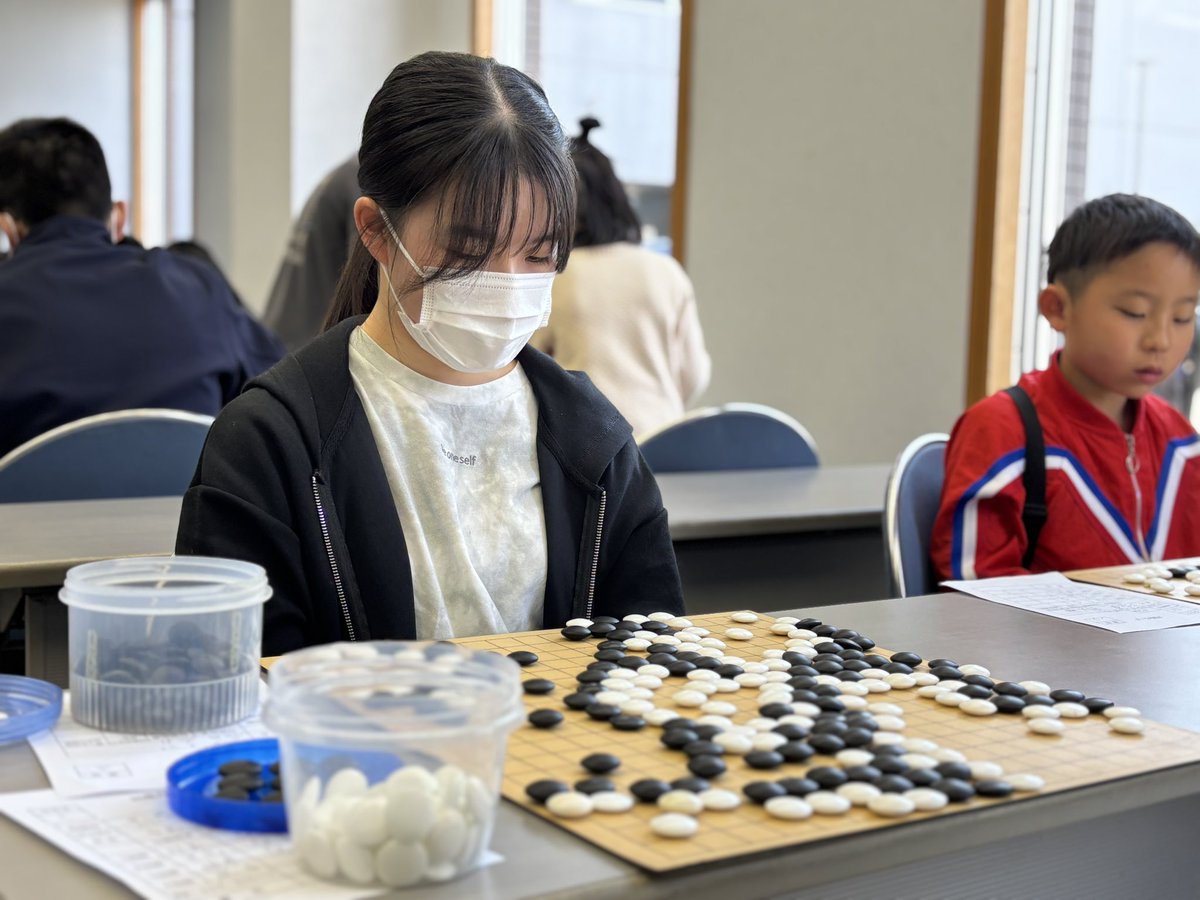 【第29回ボンド杯全日本こども囲碁大会四国大会】

成績　
Cクラス

優　勝　寺島　冴乃
準優勝　西尾　真帆
第三位　原田　奈月
※敬称略

おめでとうございます🎊㊗️

#囲碁　#ボンド杯　#四国