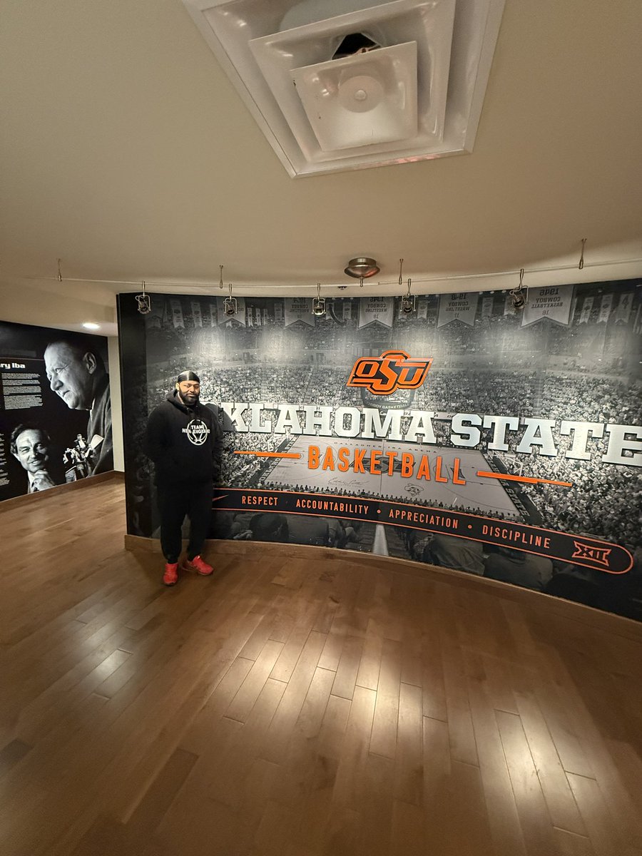 Coach D. tweet media