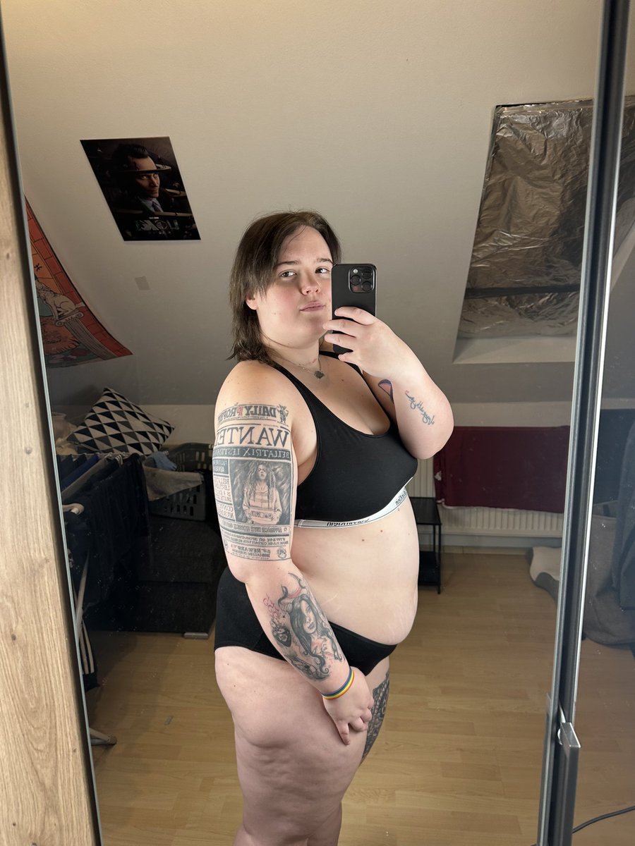 Ruby Parker tweet media