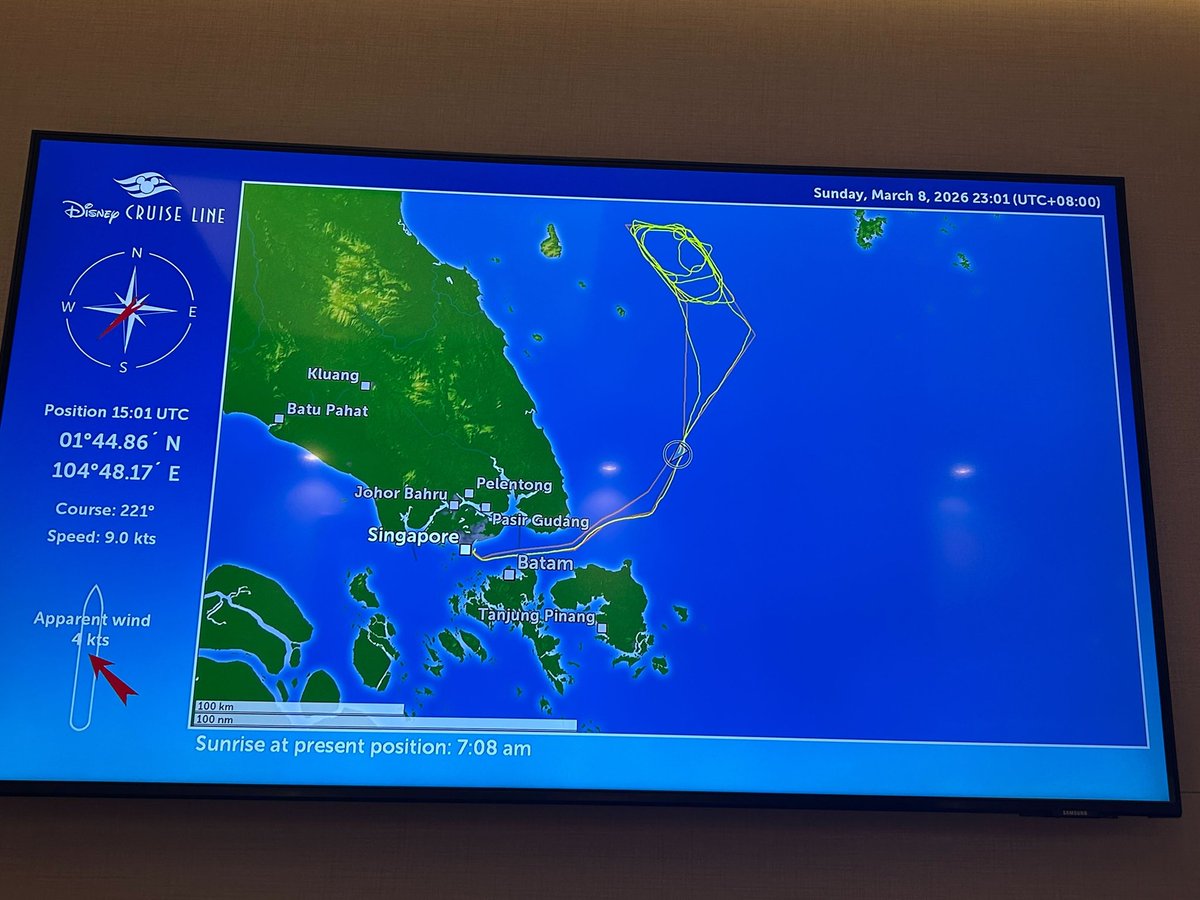 ディズニーアドベンチャー号のプレビュー航海もそろそろ終わりが近づいてきました。
無寄港のうえ同じところをぐるぐるしているコースのようです。
日中は真夏日にもなりガーデンシアターやモアナショーの船尾、アトラクションは屋外にあるため日焼け止めやサングラスのご持参をおすすめします！