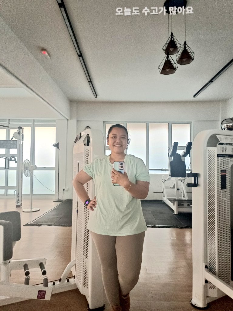 eirazm's tweet photo. 2/3: ❌
3/3: ✅ (15 mins treadmill, 30 mins strength /gym)
4/3: ❌
5/3: ✅ (13 mins treadmill, 50 mins strength / PT)
6/3: ✅ (8 mins treadmill, 50 mins strength / PT)
7/3: ✅ (30 mins treadmill / home)
8/3:  ❌ https://t.co/IG0lSnhfLg