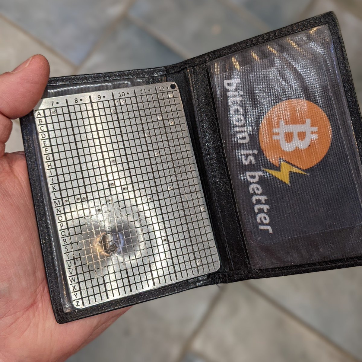 BitPLATES - Bitcoin Backup tweet media