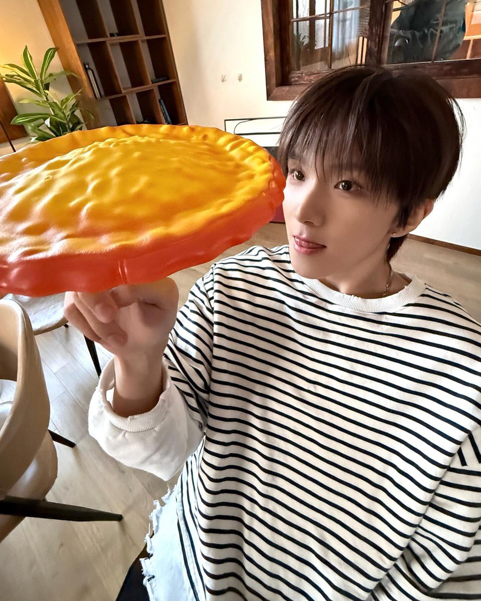 🧸🍒 tweet media