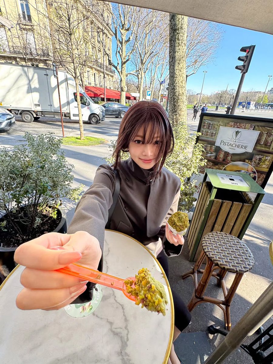 🧸🍒 tweet media