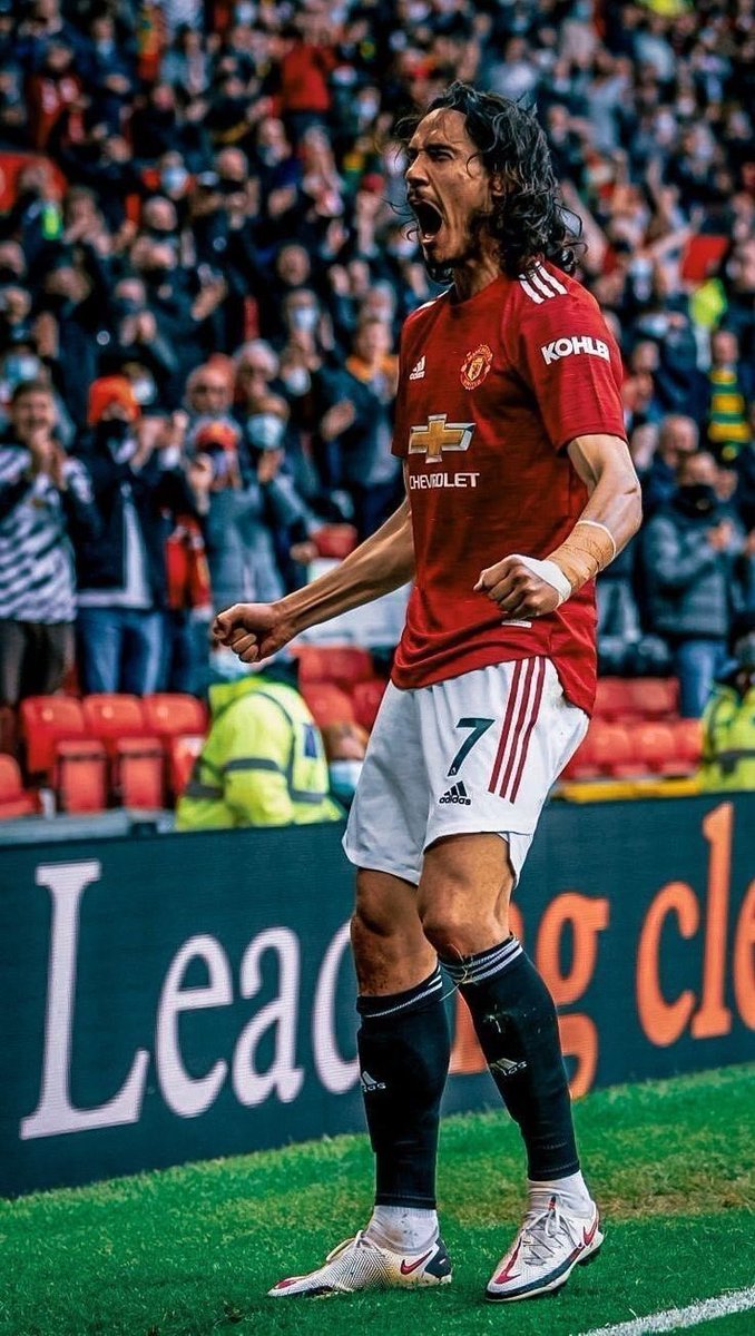 utdfocusid's tweet photo. Kalau ditarik sedikit lebih jauh, ada Ander Herrera dan Edinson Cavani, walaupun mereka itungannya jago ye, apalagi Cavani. 😅

But those two always gave everything for this club. Tiap main, selalu willing buat lari kesana kemari, fighting for every ball, winning every duel. Heart, body, everything, kalau bisa mereka kasih, mereka bakal kasih, gue yakin! 

2 pemain yang selalu jadi role model for the youth!