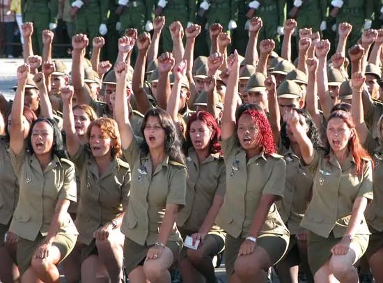 Feliz día de la mujer que lucha, ama y trabaja todos los días por un mundo mejor ✊🏼💖💐🇨🇺

#8Marzo2026 #8M #DiaInternacionalDeLaMujer #MujeresEnRevolución #CubaEstáFirme