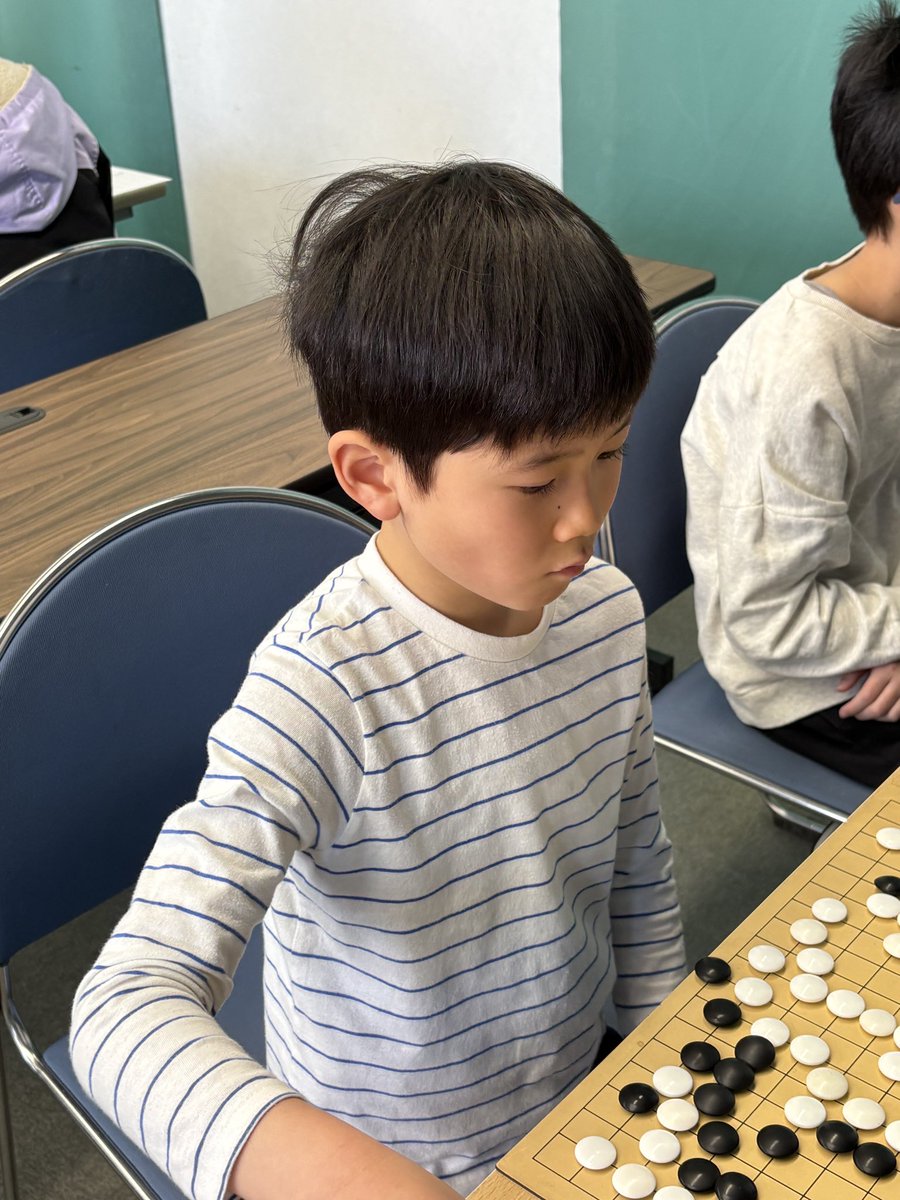 【第29回ボンド杯全日本こども囲碁大会四国大会】

成績　
Aクラス

優　勝　谷澤　明
準優勝　真光　悠仁
第三位　岡　佑奏
※敬称略

おめでとうございます🎊㊗️

#囲碁　#ボンド杯　#四国