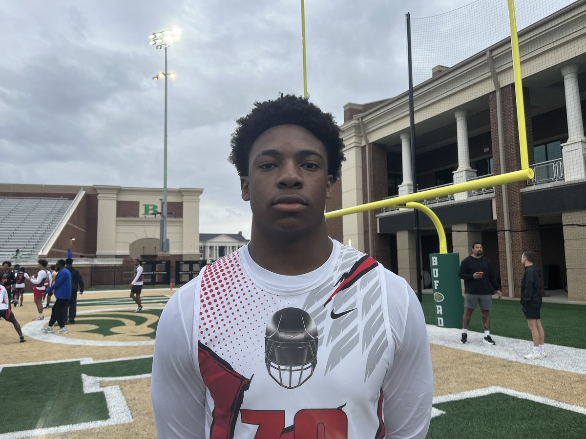 AnnaH247's tweet image. LB Jalaythan Mayfield of Lincolnton (NC) has #Miami and #UGA out in front with others chasing: 247sports.com/article/lb-jal… @GabyUrrutia247 @benjaminwolk @MichaelClark247