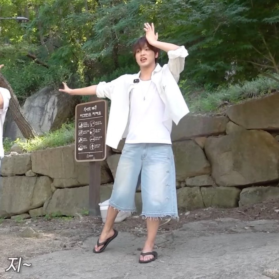 เห็นรูปนี้ทีไร เครซี่แอมเบบี้ เข้ามาในหัวตลอด ไออ้วม55555555555555555555555555