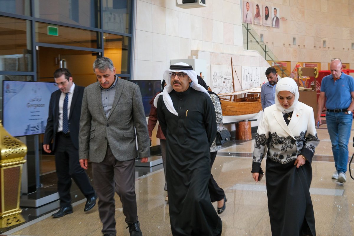 MoeBahrain tweet media