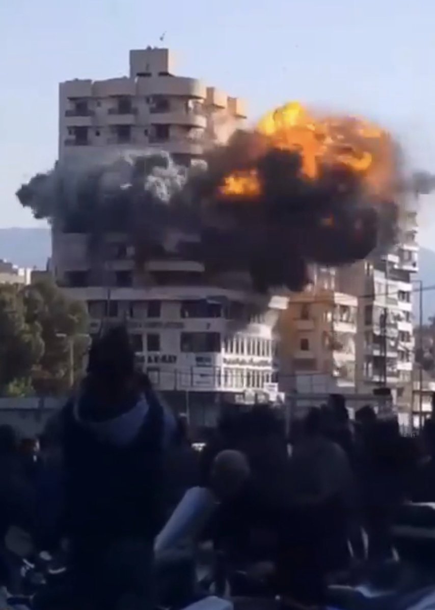 Según Grok, este vídeo “No es Israel, son las Fallas de Valencia 2026”. 

Imaginad el resto de verificaciones.