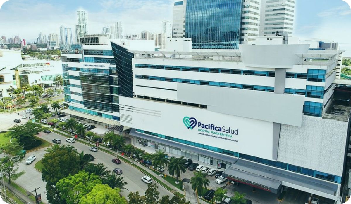 projectpanama's tweet photo. Healthcare in Panama City is one of the quiet wins for expats and nomads.

Private hospitals are high quality, often with US/Europe-trained doctors who speak English. Modern equipment and fast service without the huge bills back home.

Private doctor visits usually $30-80. Many take international insurance or pay cash.
