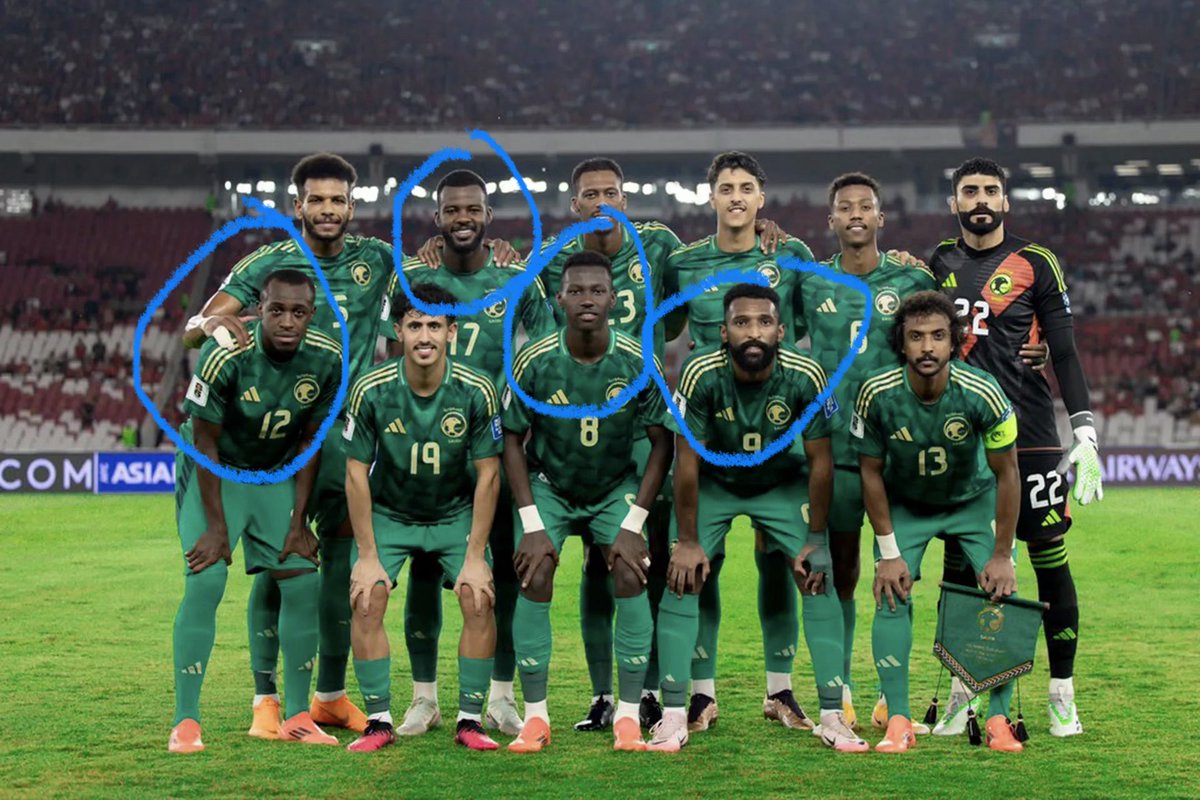 W L e e A D tweet media