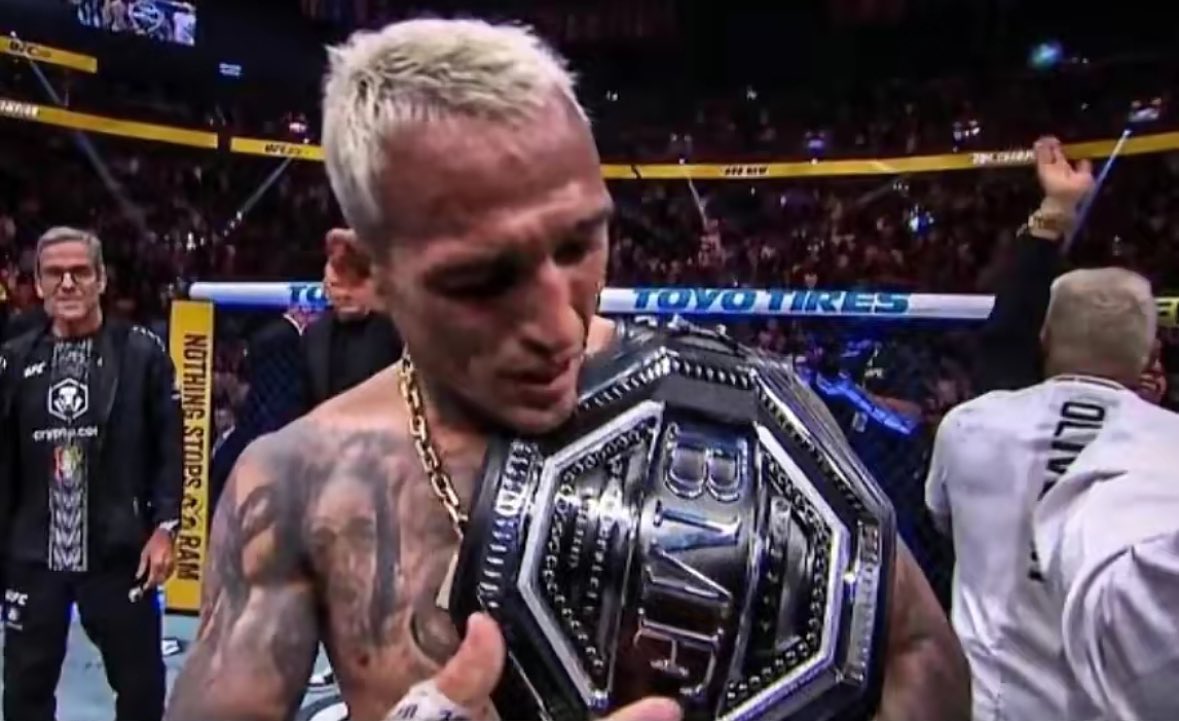 K1NGSW3RV0's tweet photo. @CharlesDoBronxs THE CHAMP HAS A NAME https://t.co/dq8AAMEoCR
