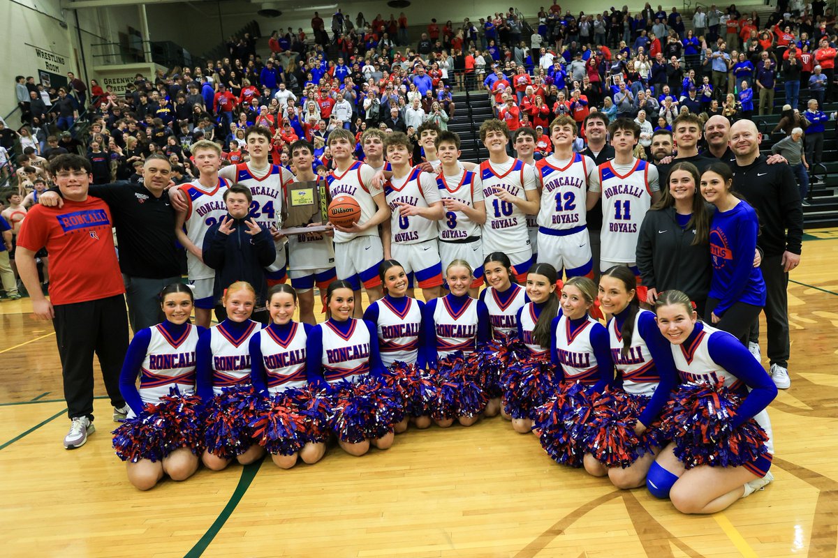 Pathfindar's tweet photo. Congratulations to Roncalli in their 56-44 victory over Greenwood in the boys 3A, S22 championship.  See more pictures and read about it in the Indy Star.

@IndyStarSports @RHS_Athletics #highschoolsports  #highschoolbasketball  #ihsaa https://t.co/0wPV7irwal