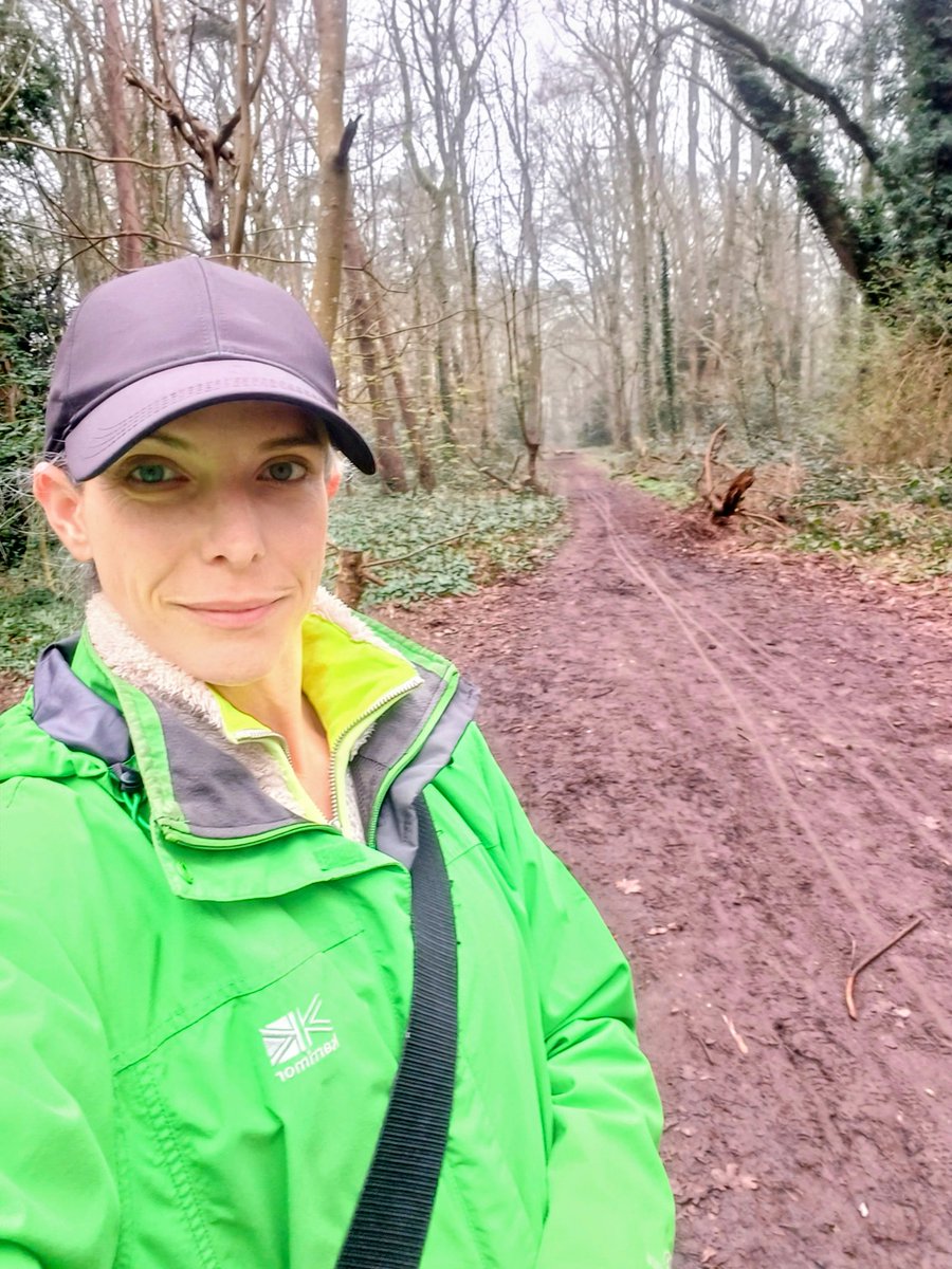 LadyGrace27's tweet image. The beauty of the woods, the rush of life, all in one run...🌿

#SundayVibes #woods #trails #running #nature 
#NatureVibes #NatureBeauty
