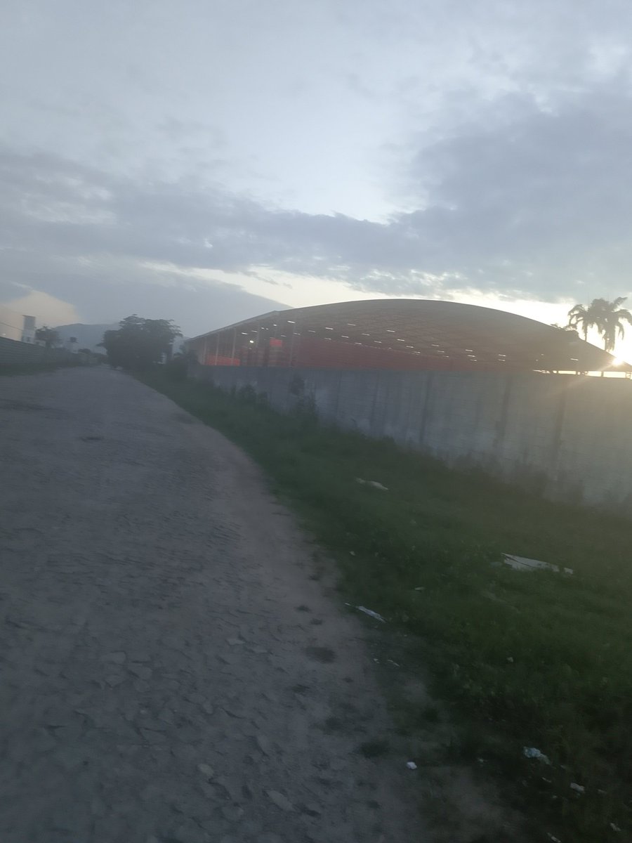 omeninodefortal's tweet photo. Hoje bem cedo rolou uma #Pegacao com um #motouber na #Lagoa da c.c. foi sensacional o cara tinha uns 22 se #pau pulsando #Casado o #Safado ainda me deu uma carona deixou meu #cu cheio de gala.
#Fortaleza #putaria #gay #banheirao #sexo #boquete #foda https://t.co/1GQ0ixIyy8
