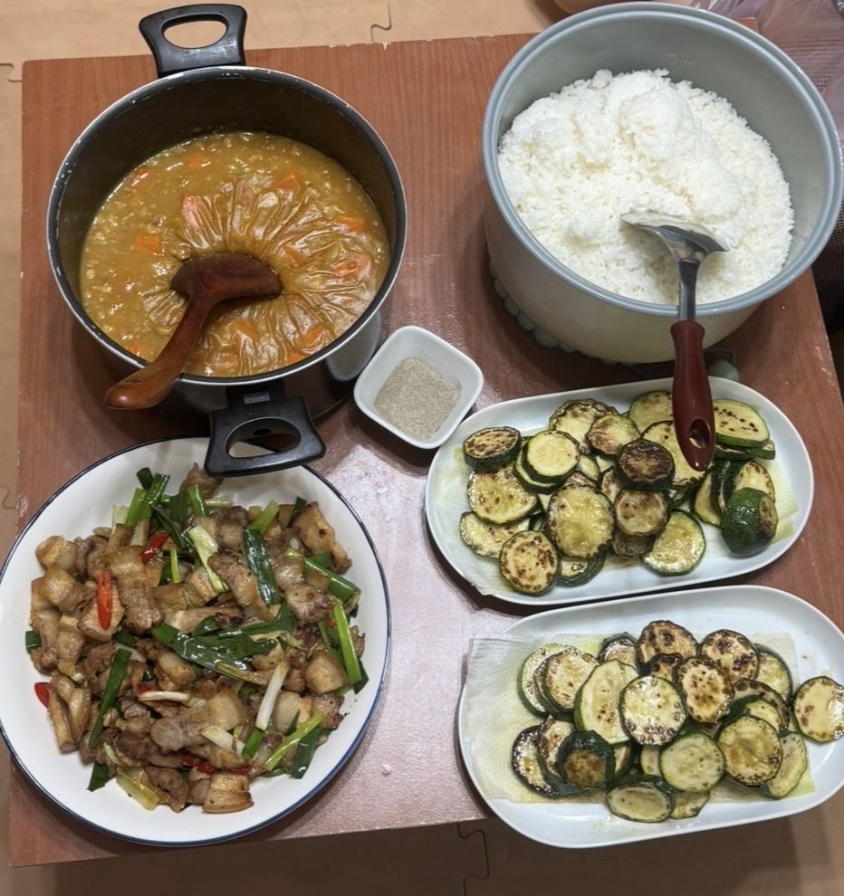 紫貓～喵 tweet media