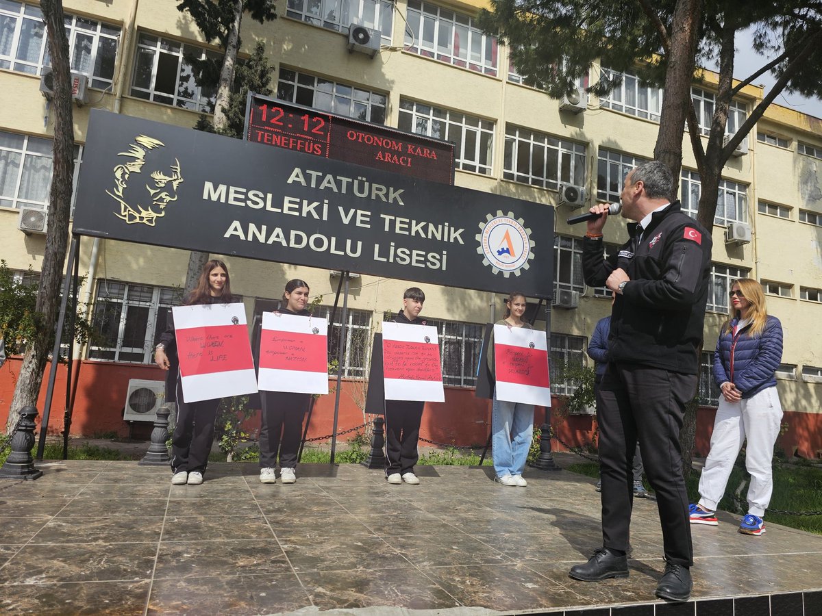 Tüm kadınlarımızın ve öğretmenlerimizin Dünya Kadınlar Günü’nü kutluyoruz.

<a href="/tcmeb/">Millî Eğitim Bakanlığı</a> <a href="/Yusuf__Tekin/">Yusuf Tekin</a> <a href="/skaygusuz/">Salih Kaygusuz</a> <a href="/valiatillatoros/">Atilla Toros</a> <a href="/MersinMEM/">Mersin İl Millî Eğitim Müdürlüğü</a> <a href="/tcmeb_mtegm/">Meslekî ve Teknik Eğitim Genel Müdürlüğü</a> @muhammed0744 <a href="/Nazmikendigelen/">Nazmi kendigelen</a> <a href="/kutlutekinbas/">Kutlutekin BAŞ</a> <a href="/FatihBurgut/">Fatih BURĞUT</a> <a href="/BaykalBasdemir/">Baykal BAŞDEMİR</a> <a href="/HarunUZER/">🇹🇷Harun ÜZER 🇹🇷 Türkiye Devlet Görevlisi</a> <a href="/toroslarmem/">Toroslar İlçe Milli Eğitim Müdürlüğü</a>
<a href="/kaanaydemir_33/">Kaan AYDEMİR</a> <a href="/OmerYigit8161/">Ömer YİĞİT</a>