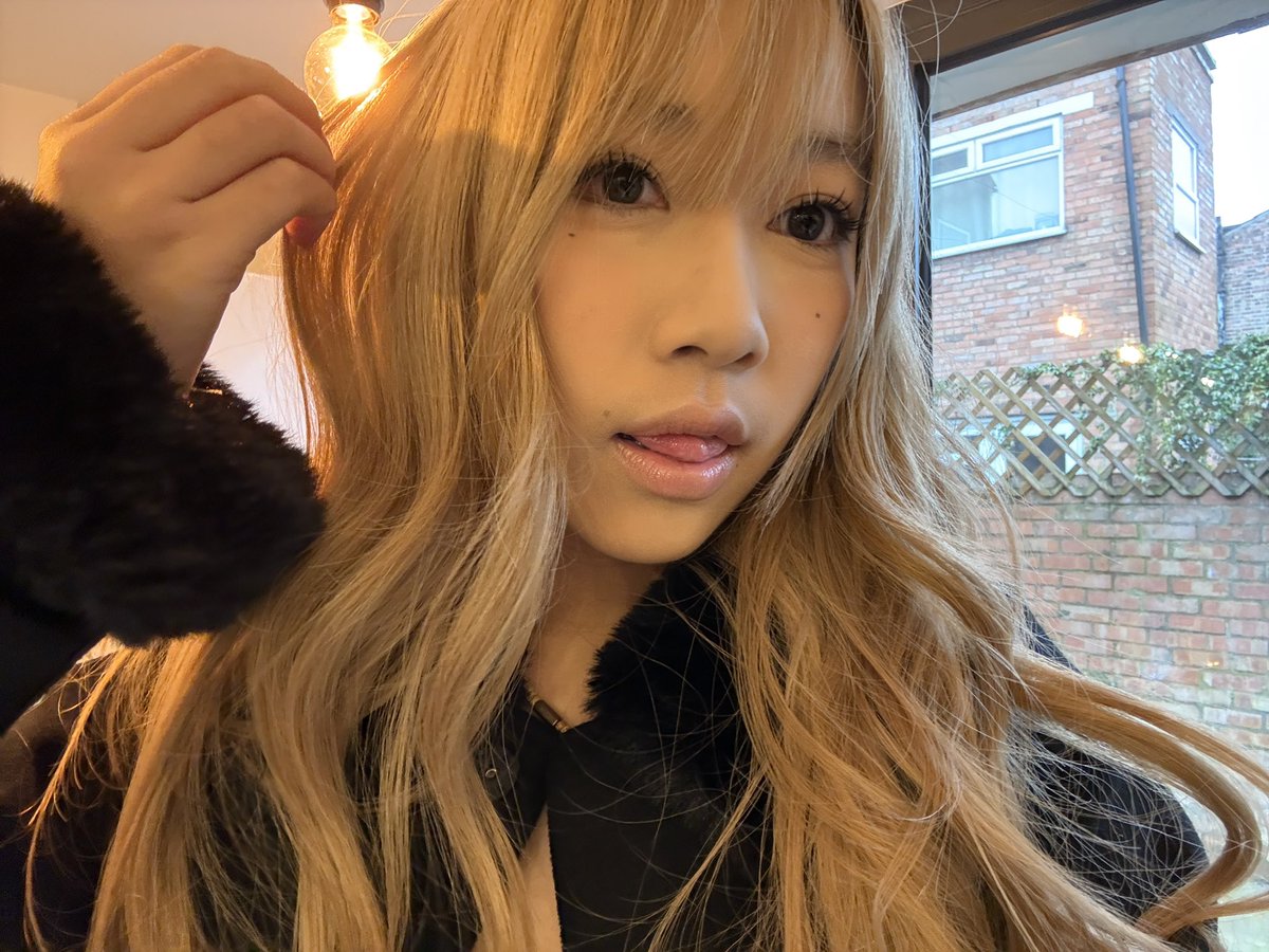 yeuk0i's tweet photo. Omg actually haven’t posted here in like 50505040044 years hey,., https://t.co/ZwhMvZ1DcO