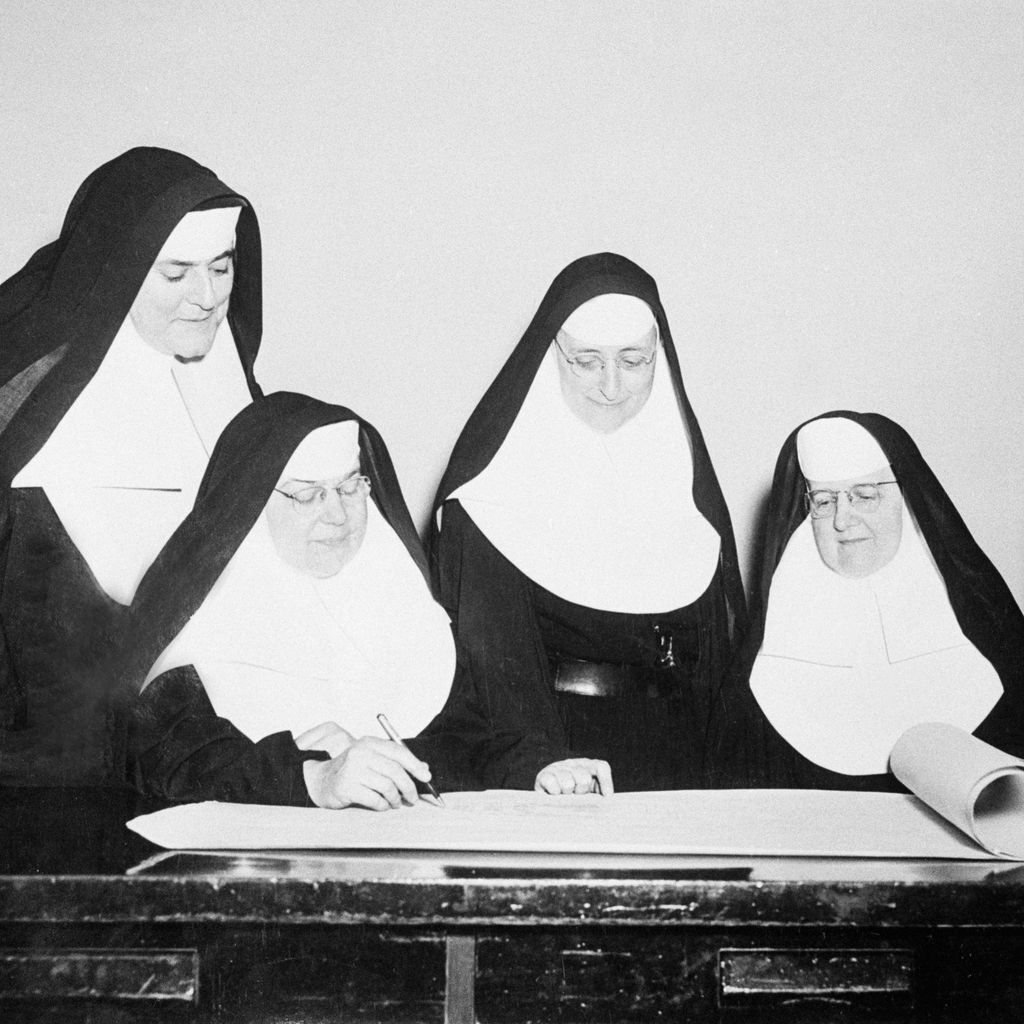 Saint Xavier tweet media