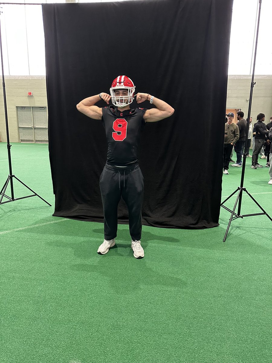 Ben Ironi 6’2 215 LB/RB tweet media