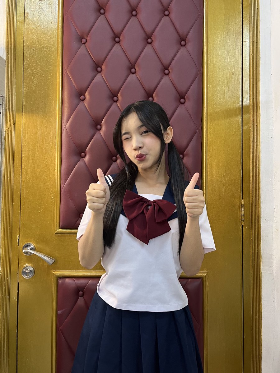 N_IntanJKT48's tweet photo. SERUUU BGTTT HARII INIII KARENA MEMBUAT SUPRISE TB TB TAMPIL DI JKT SCHOOL HEHEHHEHE😅🤍 *fotonya lucu bgt sama kembaran aku.. NONTON YA JKT48 SCHOOL ADEK’ AKU YG MINGDEP😡 (maksa.) https://t.co/ohvCGs3p1R