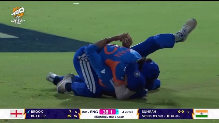 ishan kishan tackling people w hugs after wickets is ltr so adorable always 😭😭😭
