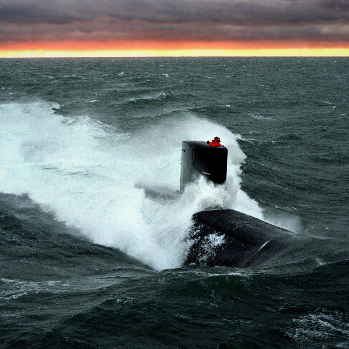 🇺🇸𝗢𝗹𝗱 𝗦𝘂𝗯𝗺𝗮𝗿𝗶𝗻𝗲𝗿⚓️ tweet media