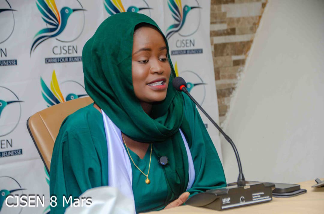 cjsen221's tweet photo. Éducation financière : Mme NDIAYE, Money Coach invite les femmes à oser occuper leur place et bien gérer les dépenses.
Oser, gérer et négocier ! Intervention enrichissante de Mme Ndiaye sur l’éducation financière !
#femme #JourneeInternationaleDesDroitsDesFemmes #cjsen https://t.co/tiimCxO5NS
