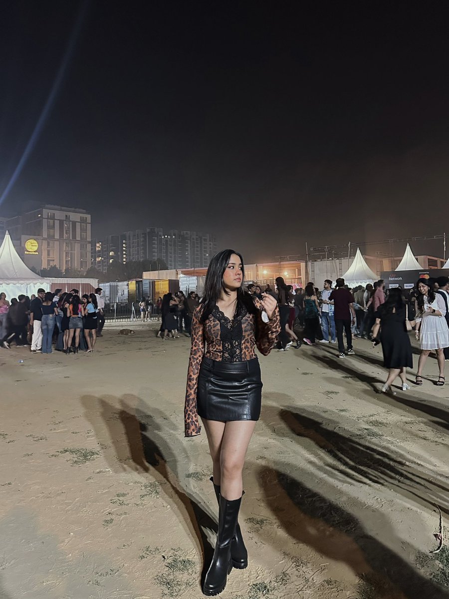 ridhiii ♡ tweet media