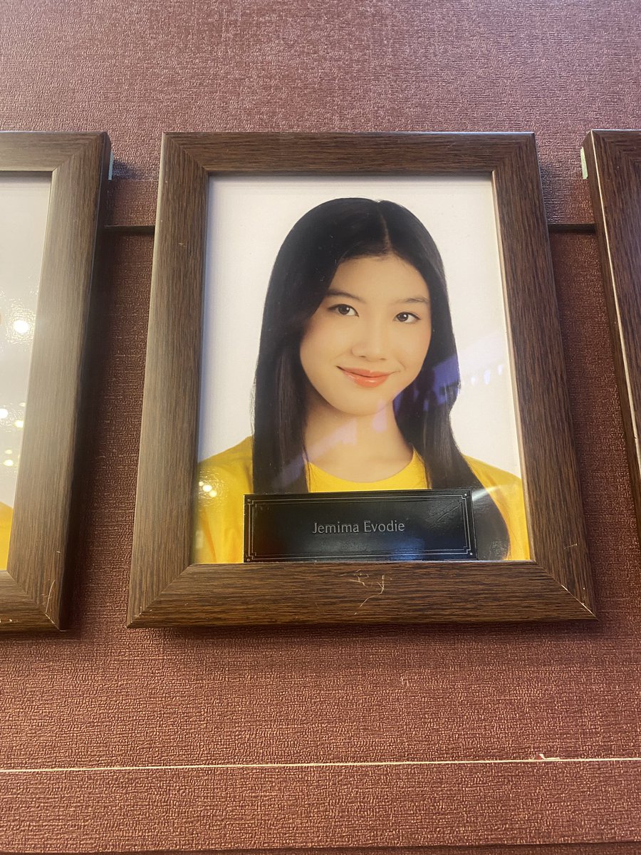 hai mim <a href="/JE_JemimaJKT48/">Jemima Evodie</a>