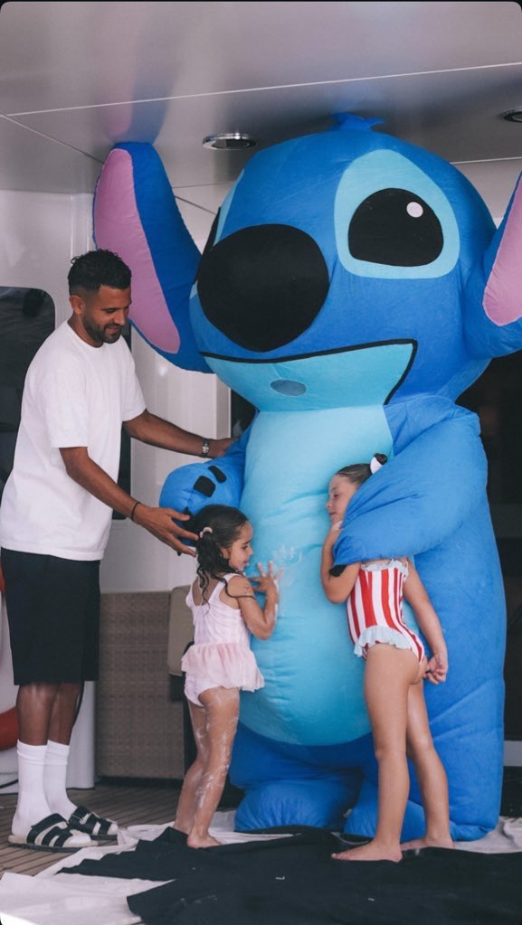 Riyad world tweet media