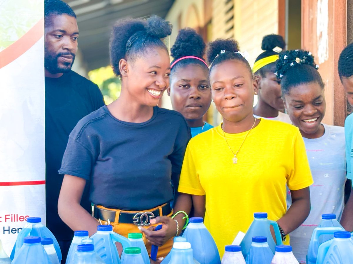 CanEmbHaiti's tweet photo. With the #CanadaFund, we supported STERILEG, ASSLHA, ATEPASE, RIDAS, FEGOPAP, and MOFEDGA projects addressing women’s rights this year!

That’s $ 220 000 of support for local organizations working for #GenderEquality right here in Haiti.

Check out some of our recent projects ⬇️ https://t.co/7BvVAik4n5