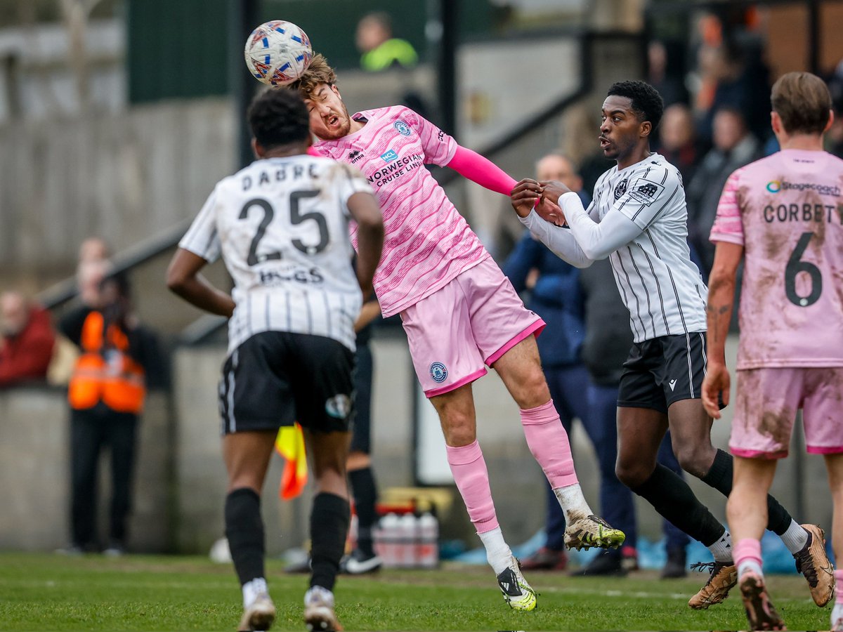 Lydia & Nick tweet media